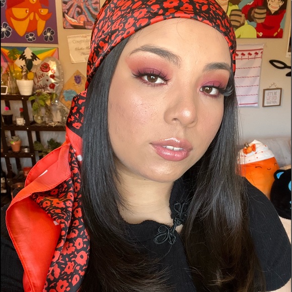 Meet your Posher, Lily - Picture 3 of 12